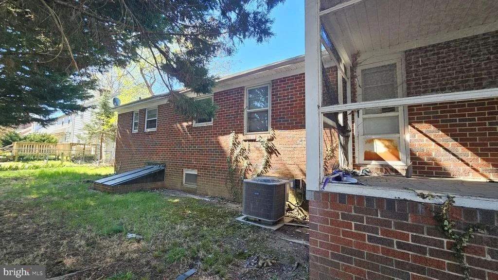 Photo of 262 MORRISON AVENUE