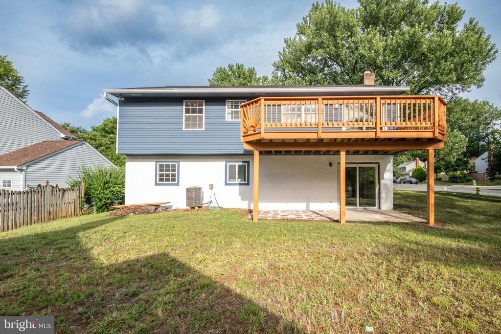 Photo of 1240 VIKING DRIVE N