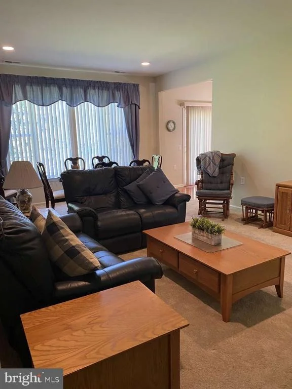 Photo of 12 IRIS COURT