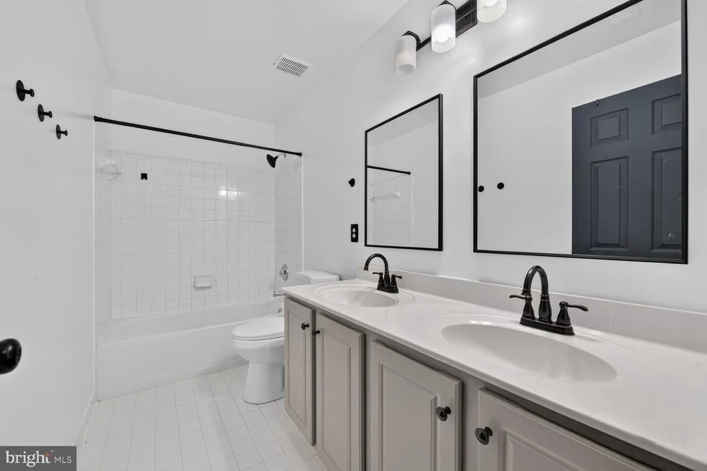 Photo of 38392 STONE EDEN DRIVE