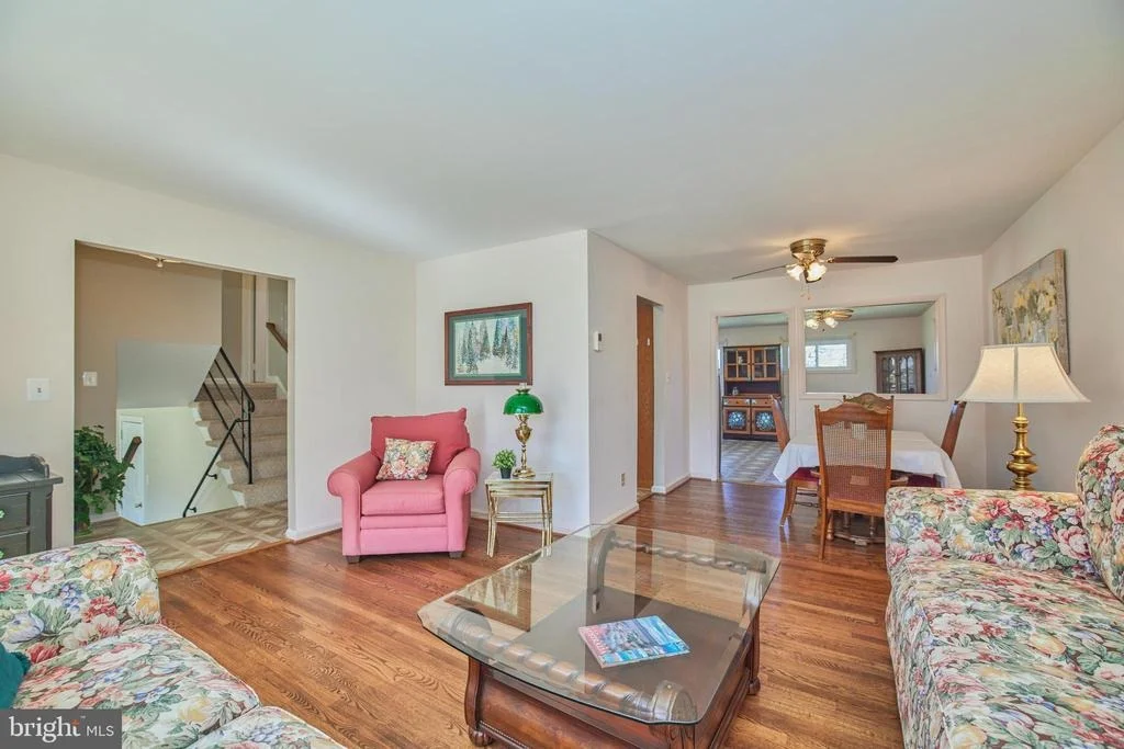 Photo of 7456 MADEIRA PLACE