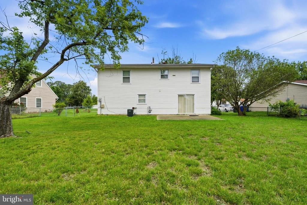 Photo of 215 COMPTON ROAD