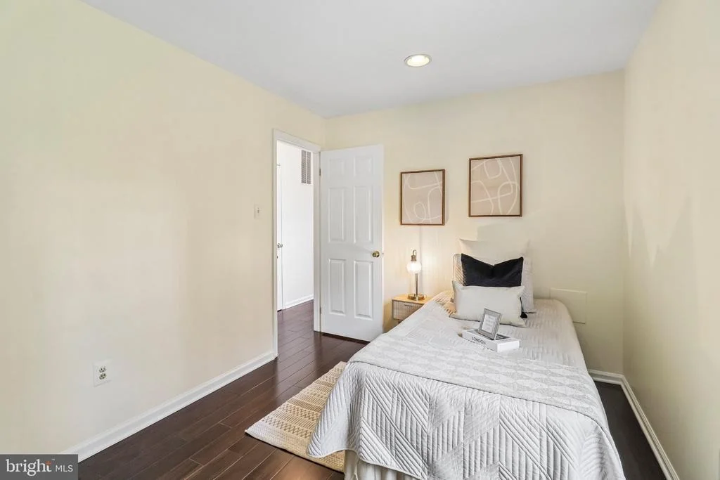 Photo of 11400 SYMPHONY WOODS LANE