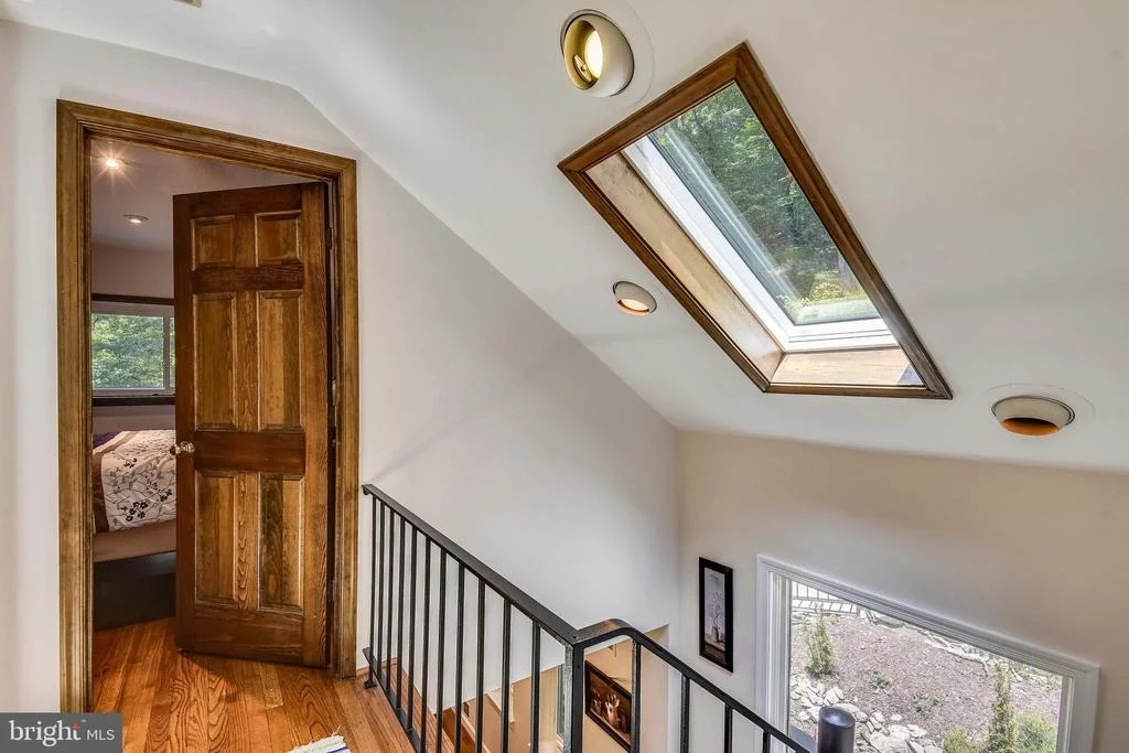 Photo of 9919 MACARTHUR BOULEVARD
