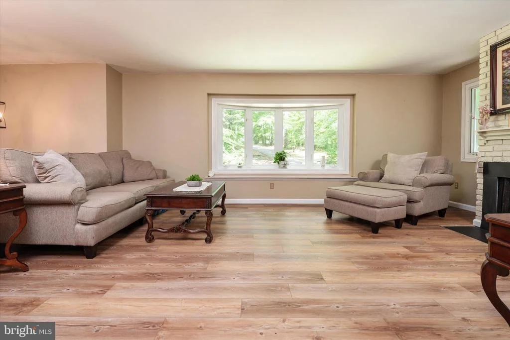 Photo of 2194 HALLMARK COURT