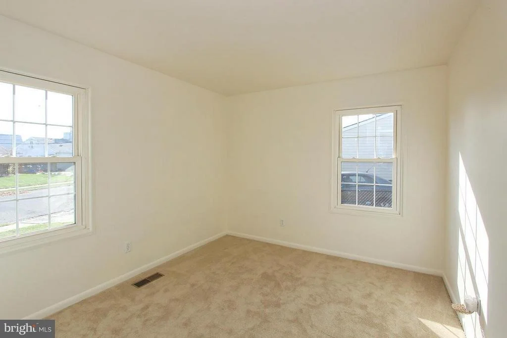 Photo of 300 MANOR COURT