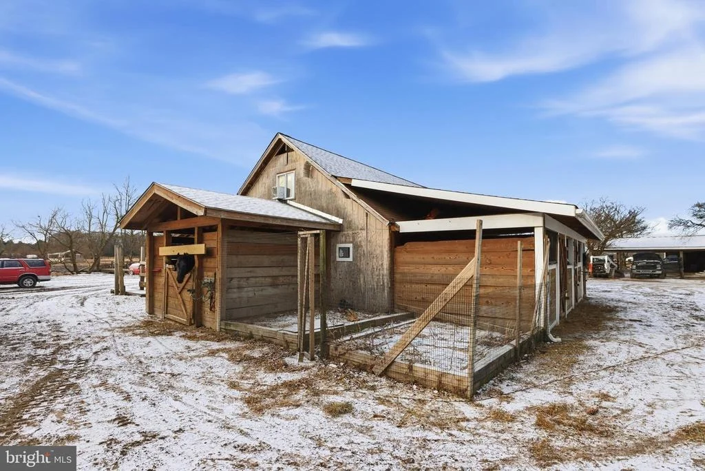 Photo of 20915 DOVER BRIDGE ROAD