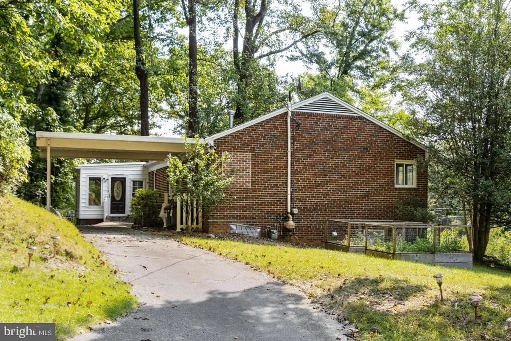 Photo of 1900 KIMBERLY ROAD