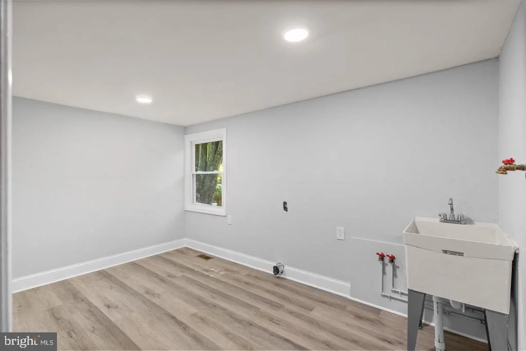 Photo of 14906 DUNSTAN LANE