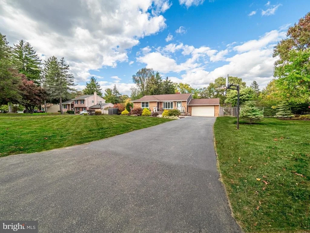 Photo of 5 CHEROKEE DRIVE