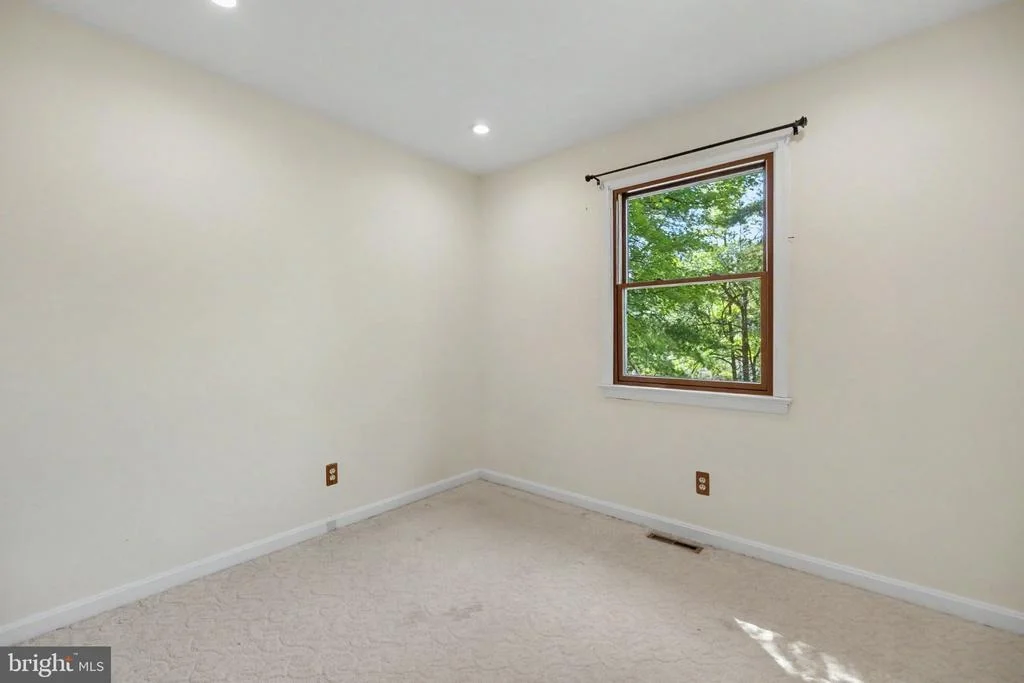 Photo of 7 SENECA TERRACE