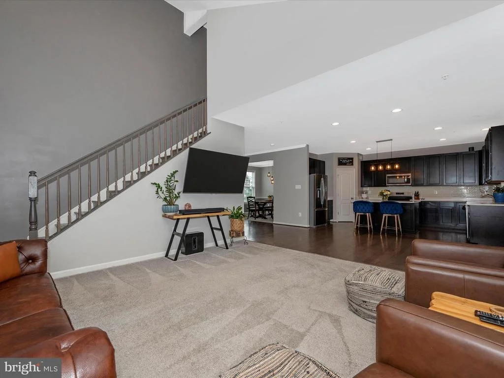 Photo of 9334 DRUMMAN DRIVE
