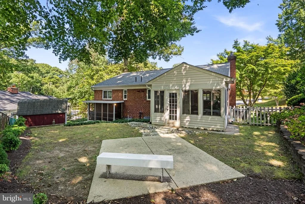 Photo of 19 EASTMOOR DRIVE