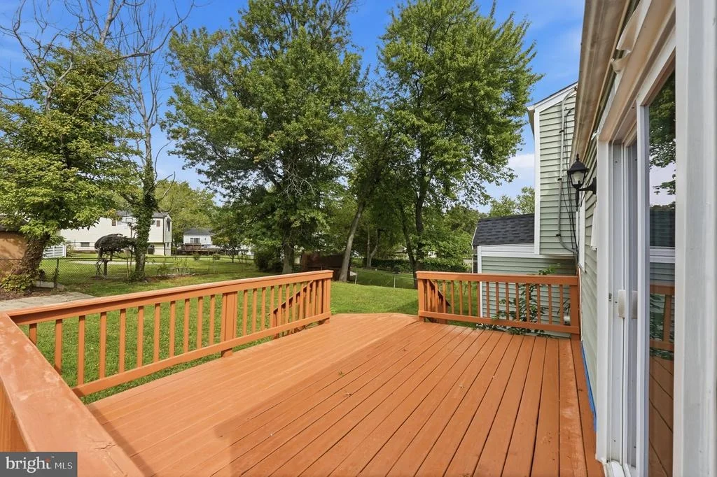 Photo of 7518 DOVER LANE