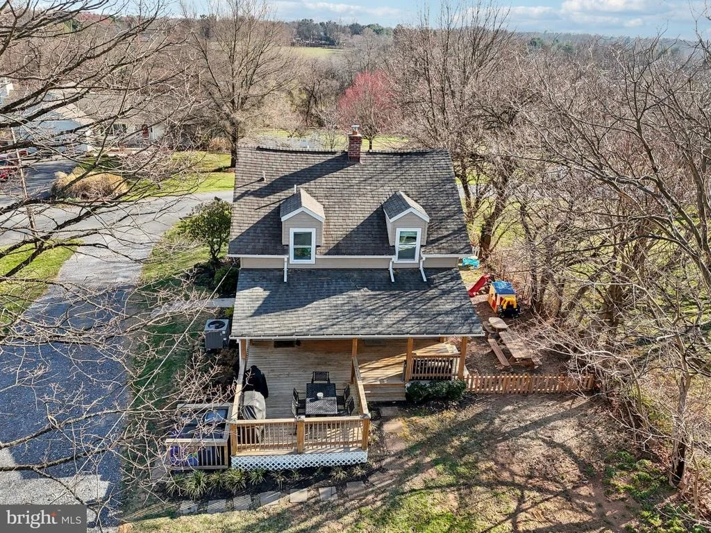 Photo of 9453 HOLSEY ROAD