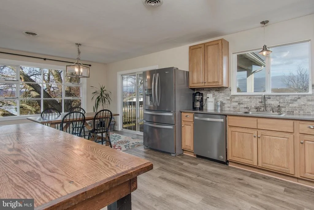 Photo of 3916 VALLEY VIEW ROAD