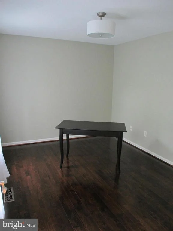 Photo of 907 SAINT EVA LANE