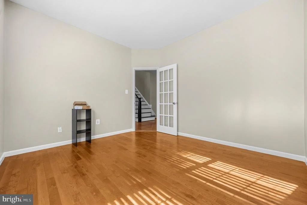 Photo of 5959 LYCEUM LANE