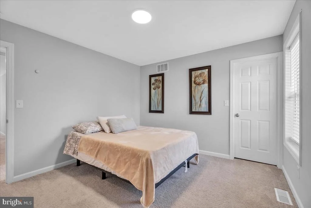 Photo of 546 JACKSON ROAD