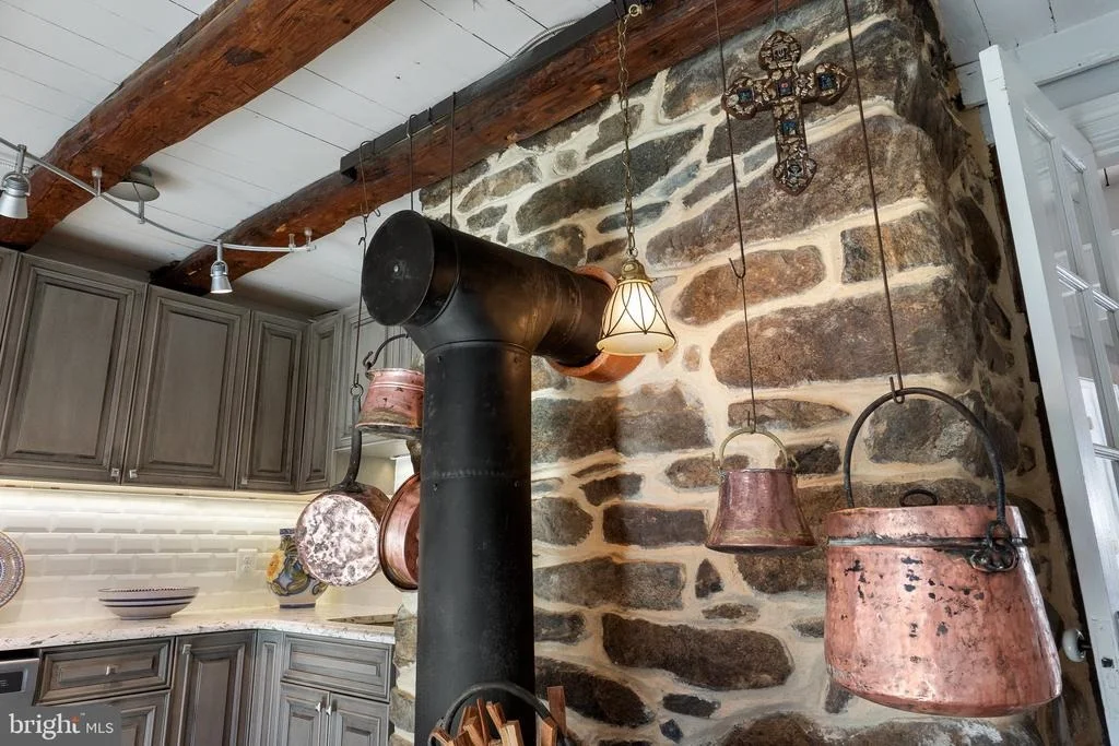 Photo of 3396 COBBLER MOUNTAIN ROAD