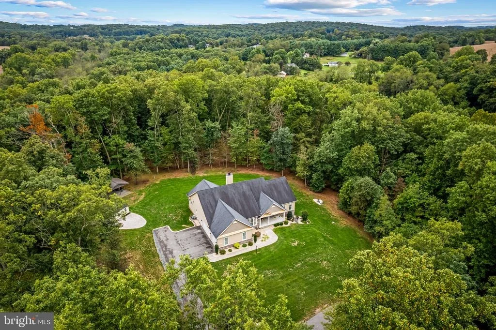Photo of 1391 MACTON ROAD