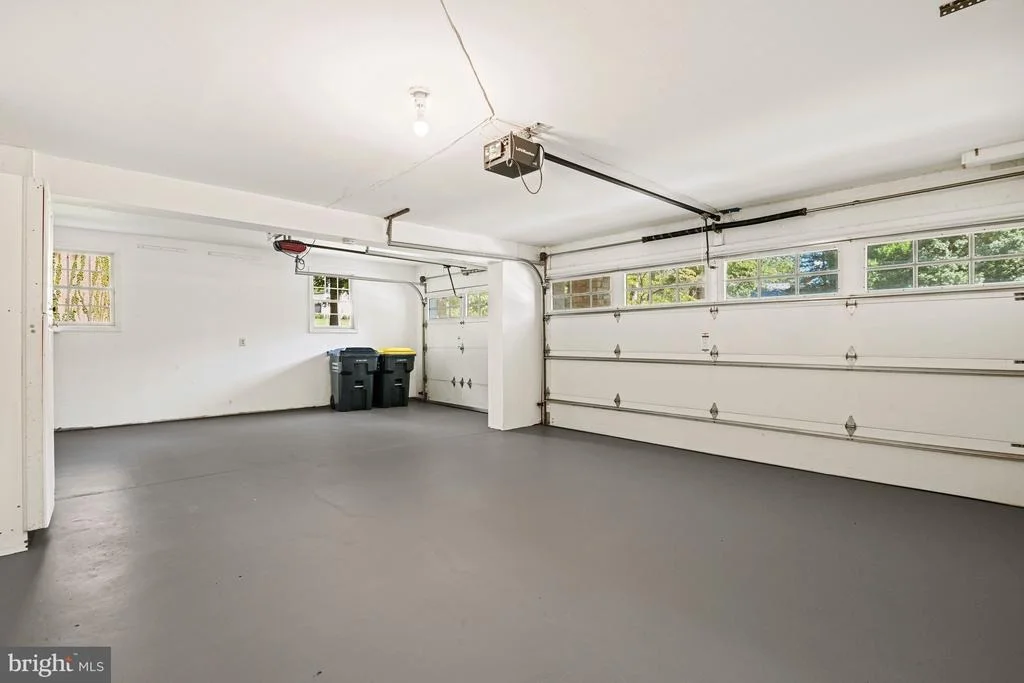 Photo of 7821 FALSTAFF ROAD