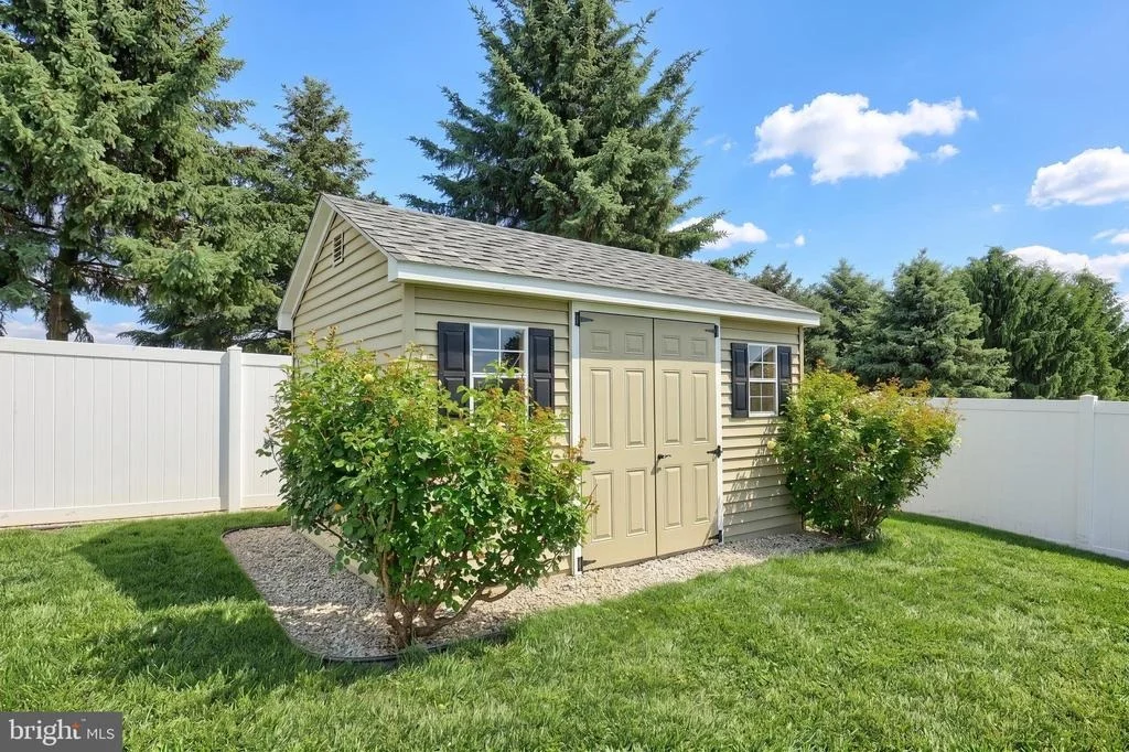 Photo of 604 BARTLETT DRIVE