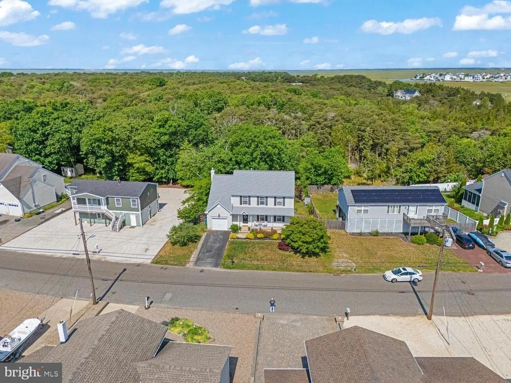 Photo of 20 OCEAN BOULEVARD