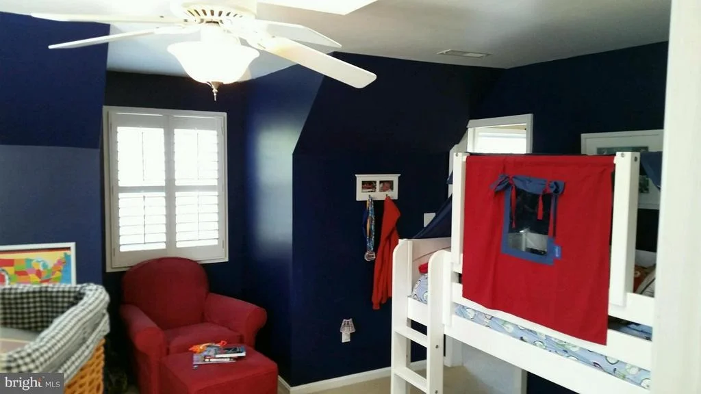 Photo of 550 BAY VIEW