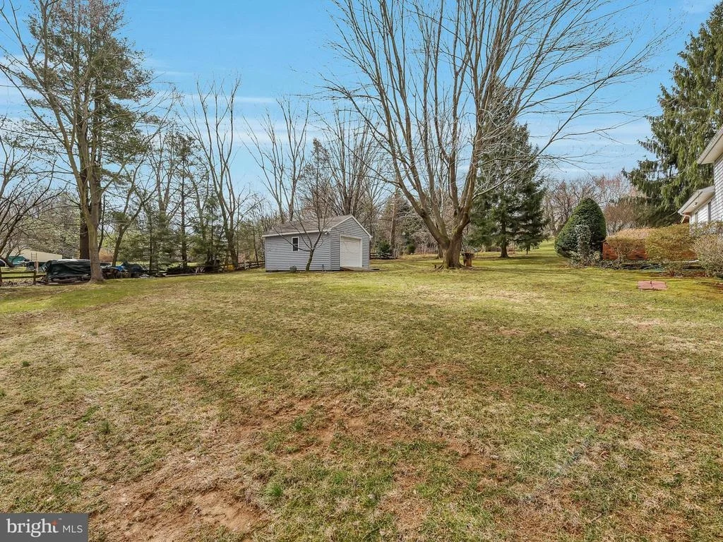 Photo of 7299 BEECHTREE LANE