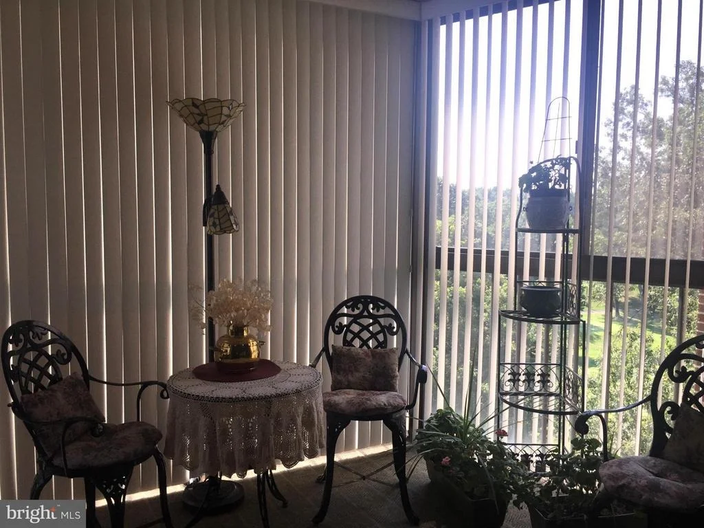 Photo of Unit 2802 at 15107 INTERLACHEN DRIVE