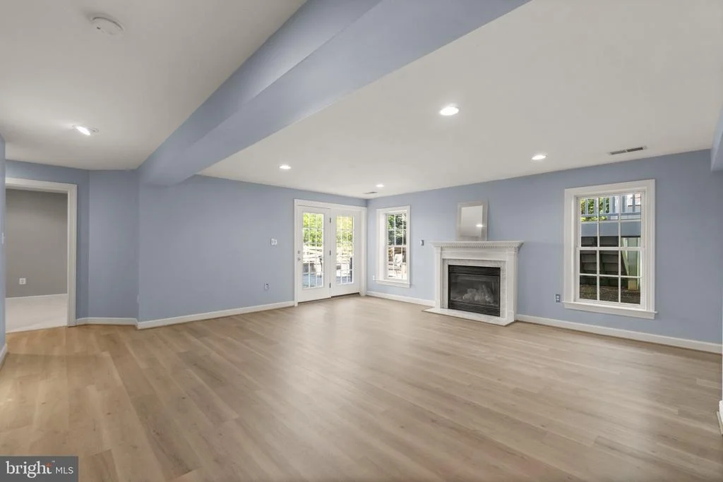 Photo of 9116 BOWLING GREEN DRIVE