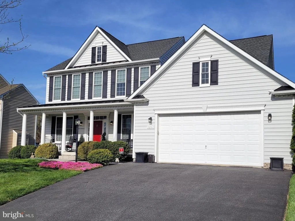 Photo of 2212 KINGS FOREST TRAIL