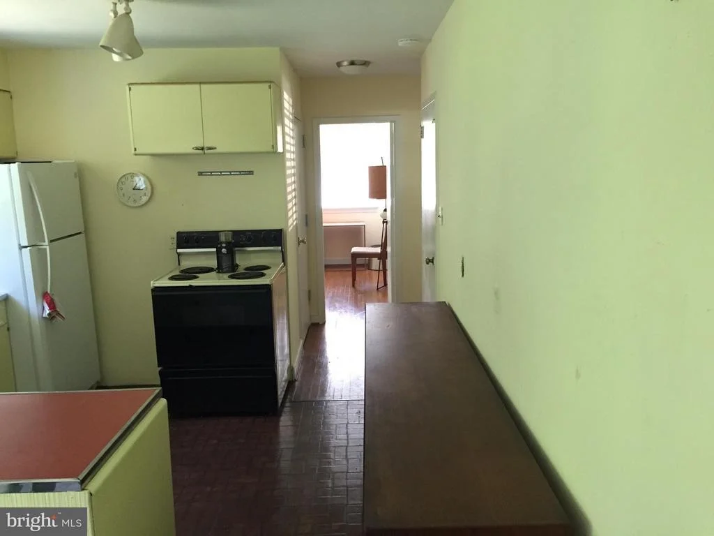 Photo of 12719 MEADOWOOD DRIVE