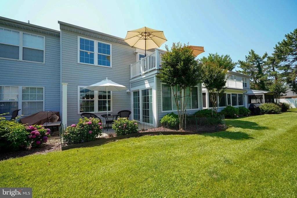 Photo of 8 CAROLINE LANE
