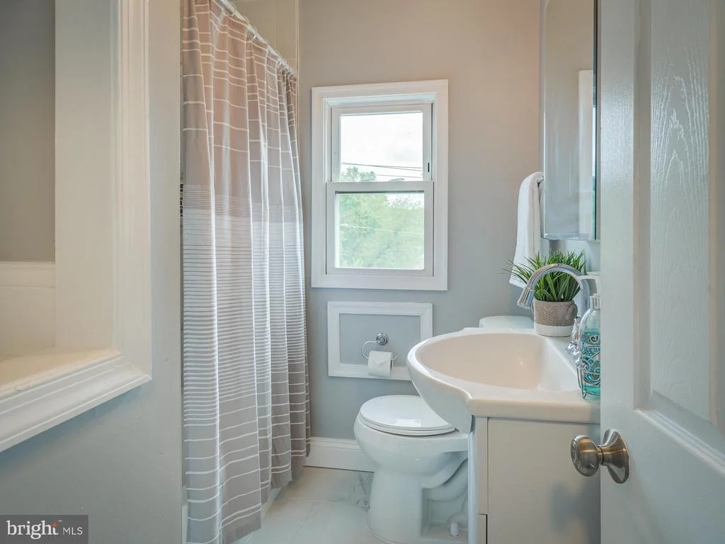 Photo of 4011 TAYLOR AVENUE