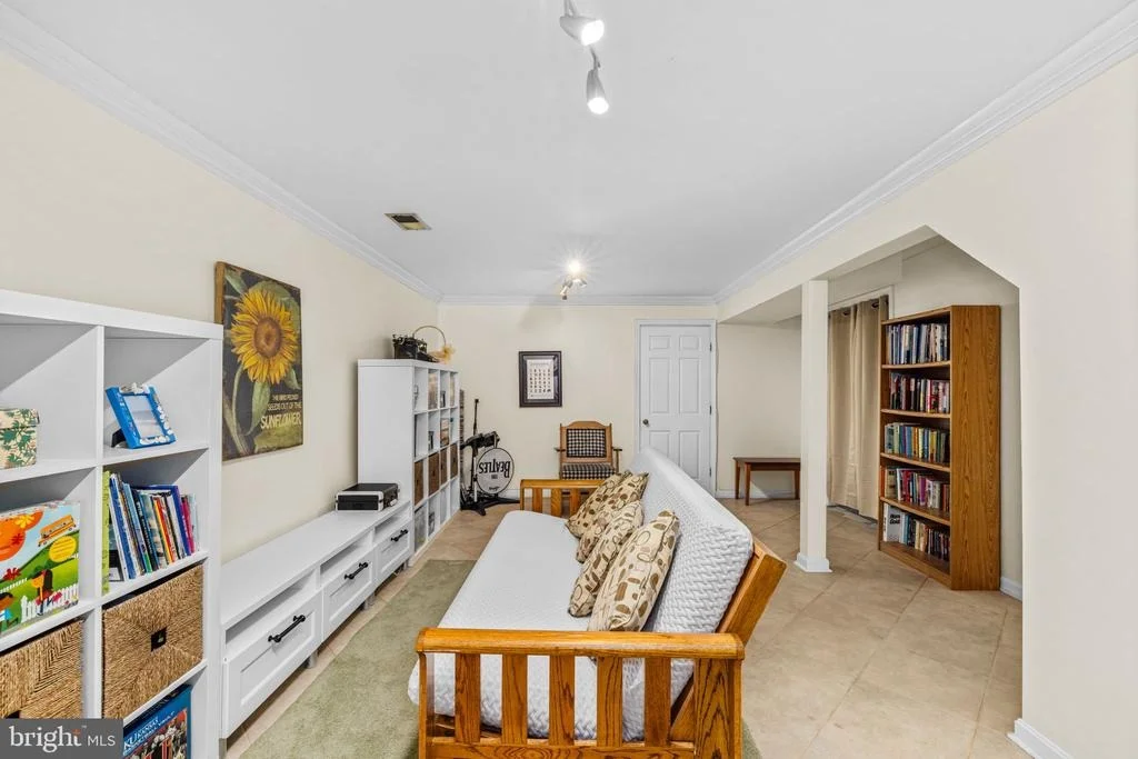 Photo of 9757 TURNBUCKLE DRIVE