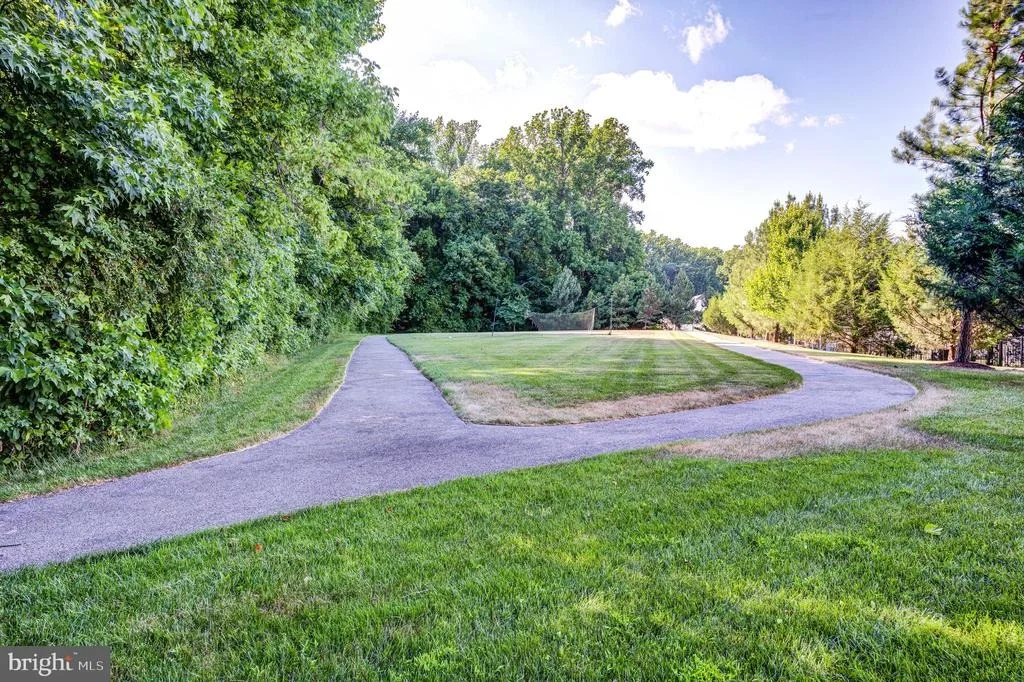 Photo of 630 MACCUBBIN LANE