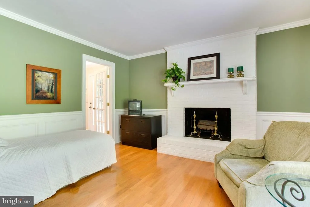 Photo of 10425 MOUNT VERNON DRIVE