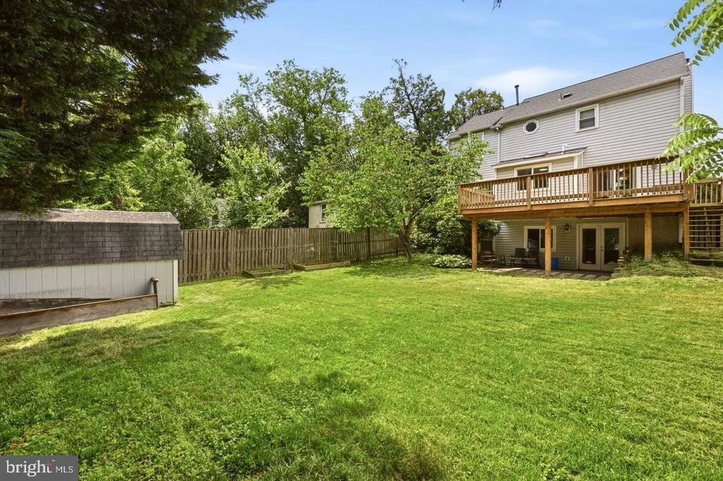 Photo of 11117 MIDVALE ROAD