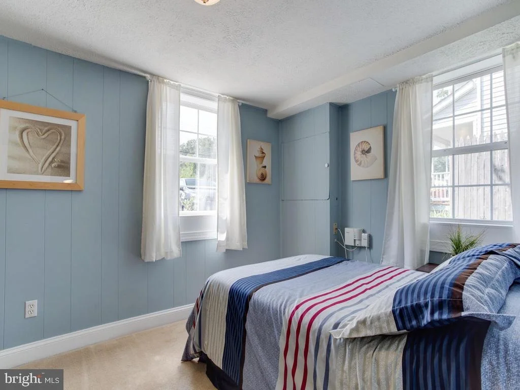Photo of 132 OAKWOOD ROAD
