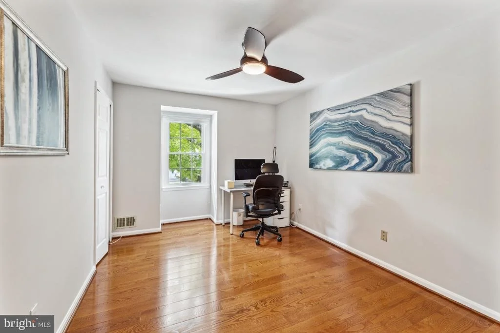 Photo of 7313 LANGSFORD COURT
