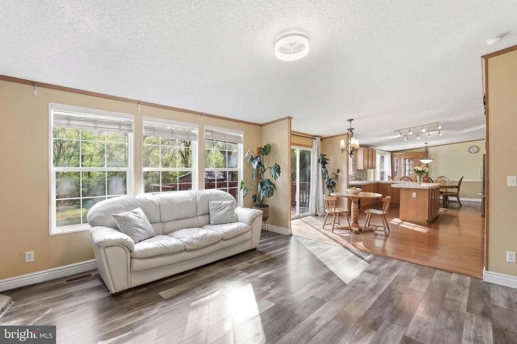 Photo of 8 WALKER WAY