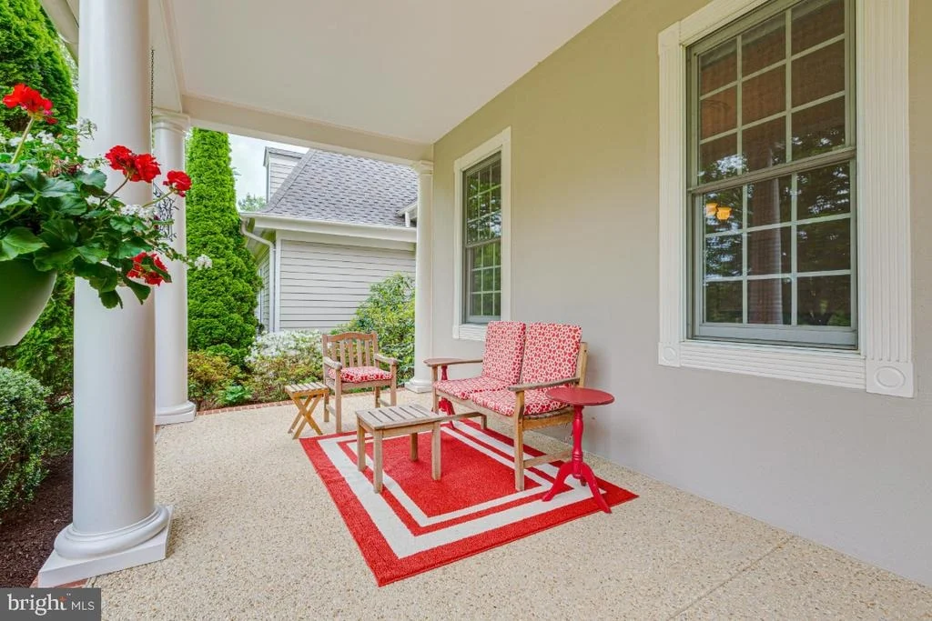 Photo of 6504 GRIFFITH ROAD
