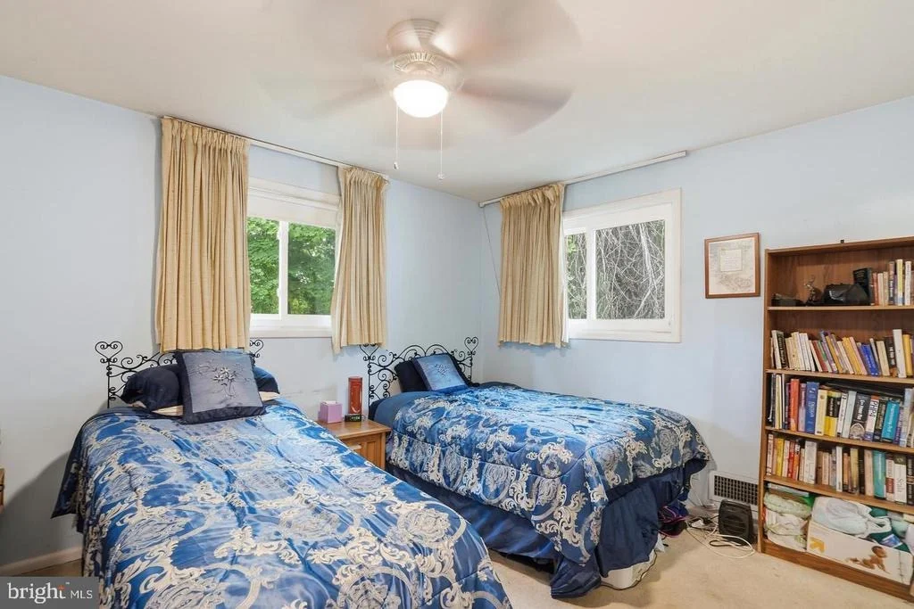 Photo of 5908 WINNER AVENUE