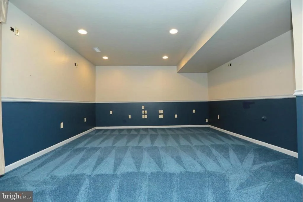 Photo of 2348 HAMPTON DRIVE