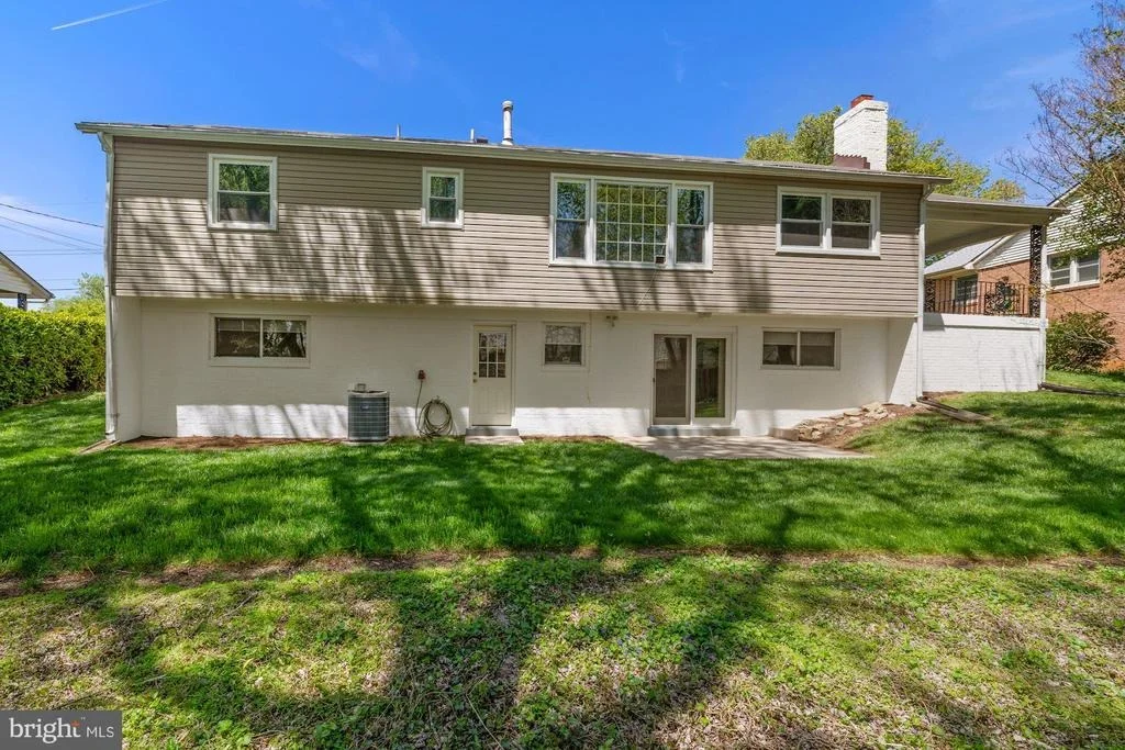 Photo of 8500 HARKER DRIVE
