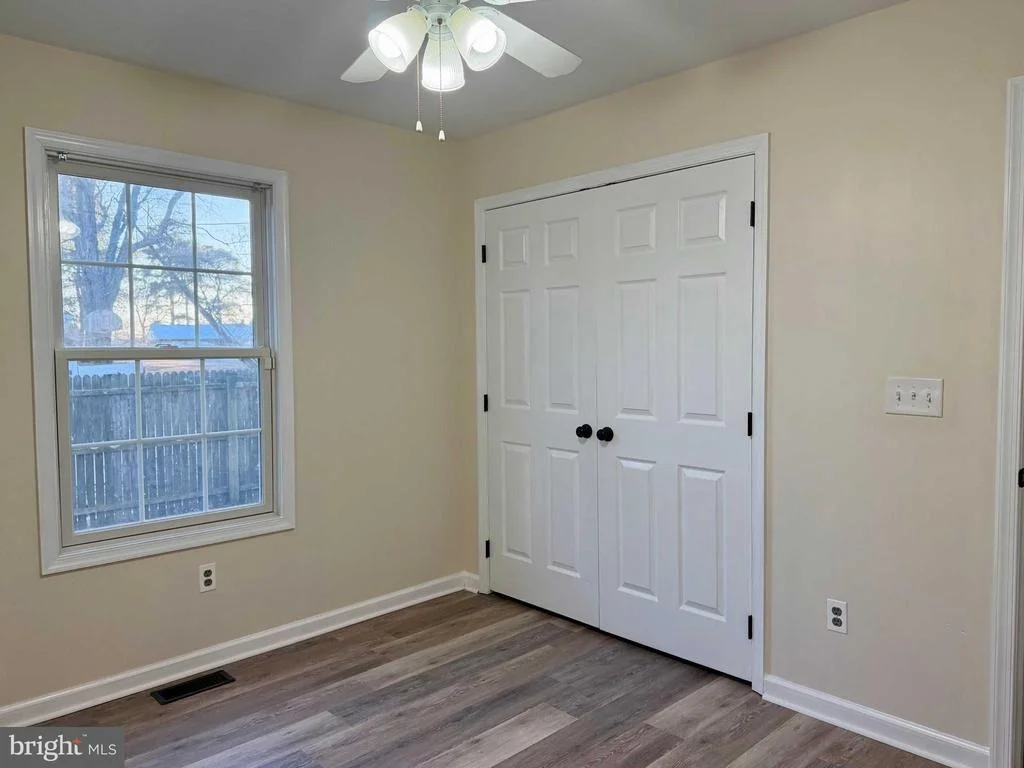 Photo of 22161 THOMPSON PARKWAY
