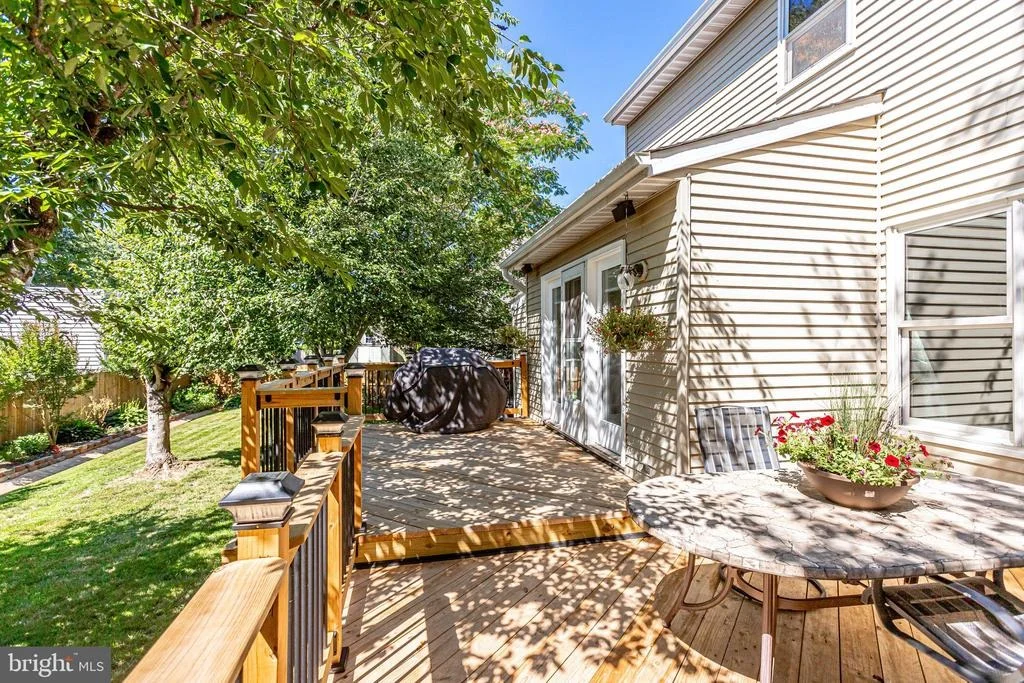 Photo of 7619 CROYDON PLACE