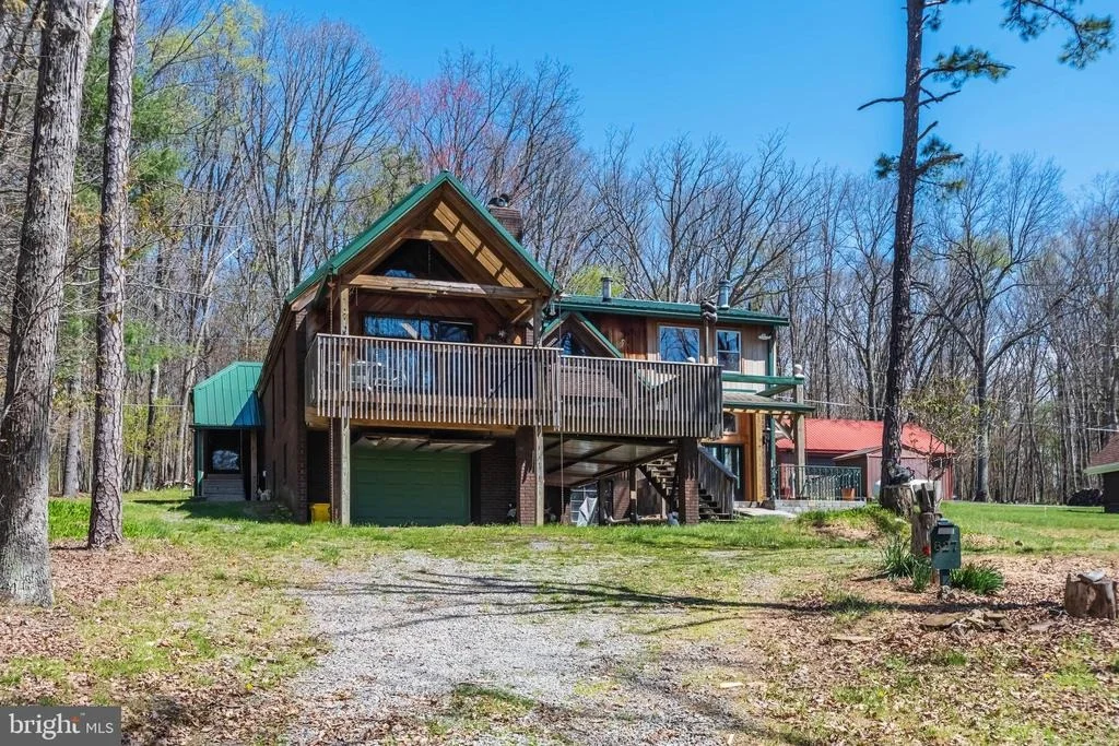 Photo of 827 PENN POINT ROAD